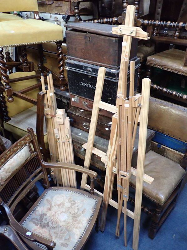 FOUR ARTISTS WOODEN EASELS