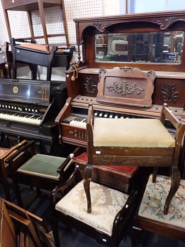 A COLLECTION OF PIANO STOOLS