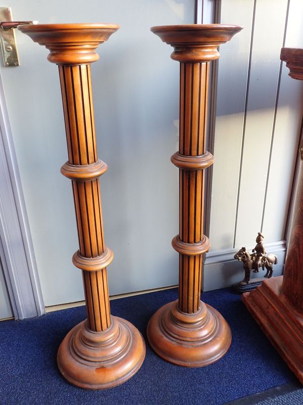 A PAIR OF REPRODUCTION TURNED STANDS