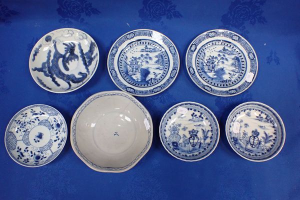 A COLLECTION OF CHINESE BLUE AND WHITE DISHES