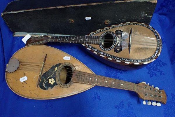 A 'STRIDENTE, NAPOLI'  MANDOLIN, WITH MOTHER-OF-PEARL DECORATION