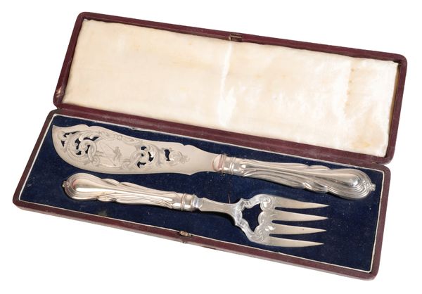 EDWARDIAN SILVER PLATED FISH SERVERS