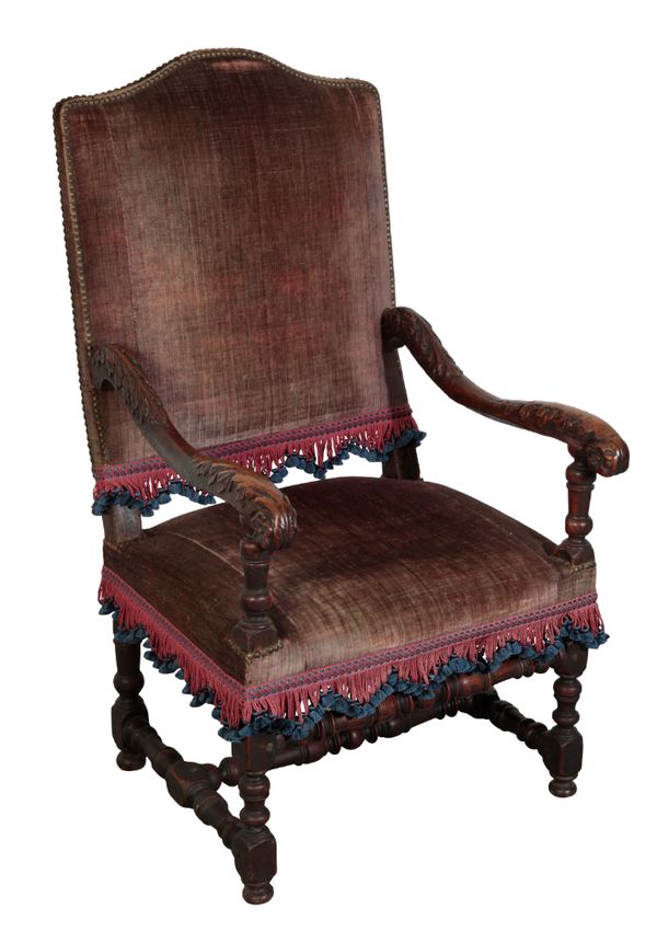 A LATE 17TH/EARLY 18TH CENTURY FRENCH WALNUT ARMCHAIR