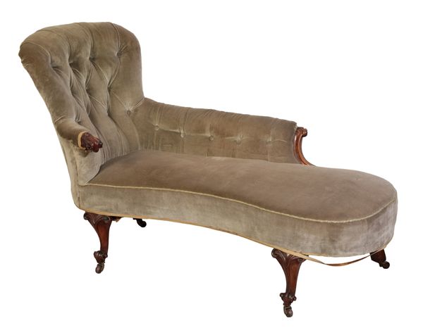 A VICTORIAN WALNUT CHAISE LOUNGE