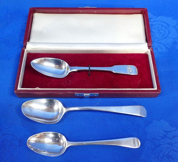 A GEORGE IV SILVER SORBET SPOON, LONDON 1826