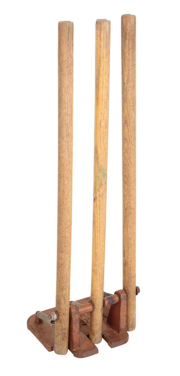 VINTAGE CRICKET STUMPS