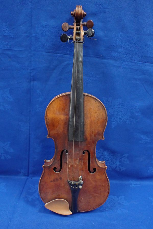 A VIOLIN, WITH TWO-PIECE BACK