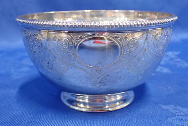 A VICTORIAN SILVER BOWL