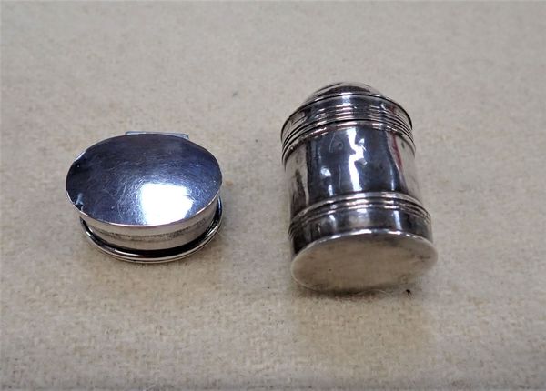 A SILVER VINAIGRETTE