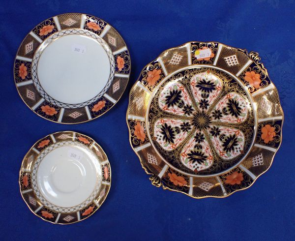 A ROYAL CROWN DERBY IMARI PATTERN DESSERT DISH