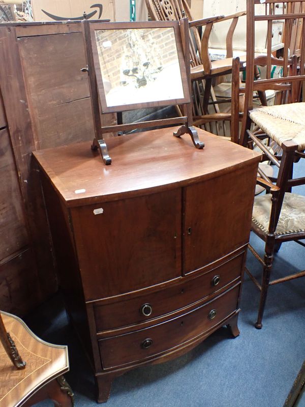 A GEORGE III MAHOGANY  BOW-FRONT COMMODE