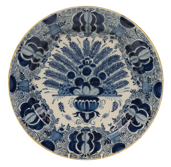 A DUTCH DELFT CHARGER