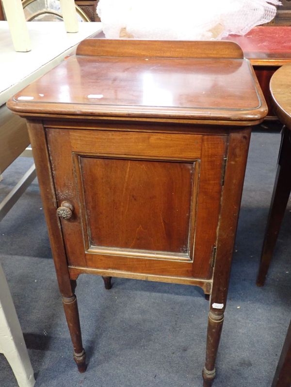 A SINGLE VICTORIAN MAHOGANY BEDSIDE  CABINET