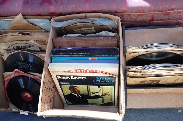 A COLLECTION OF 78RPM GRAMOPHONE RECORDS AND LPS