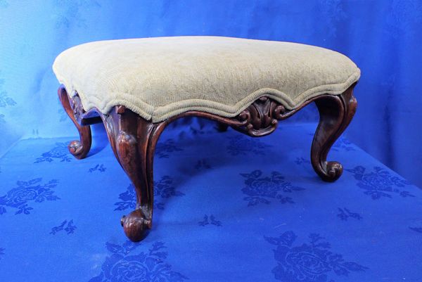 A VICTORIAN ROSEWOOD FRAMED FOOTSTOOL