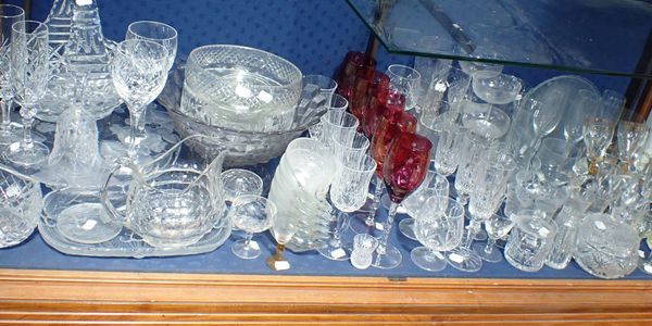 A QUANTITY OF DOMESTIC GLASSWARE