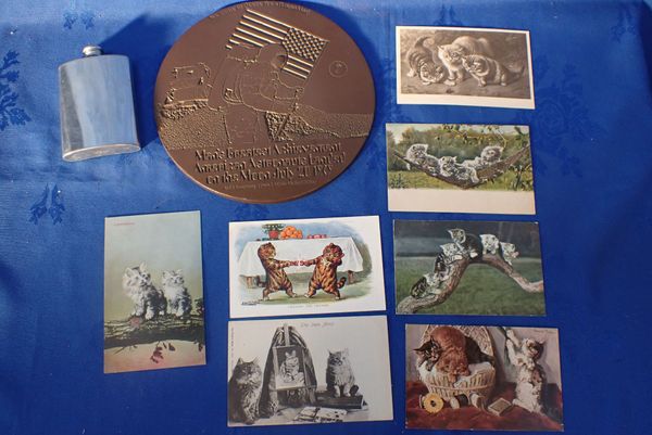 A MOON LANDING 1969 COMMEMORATIVE RESIN PLAQUE