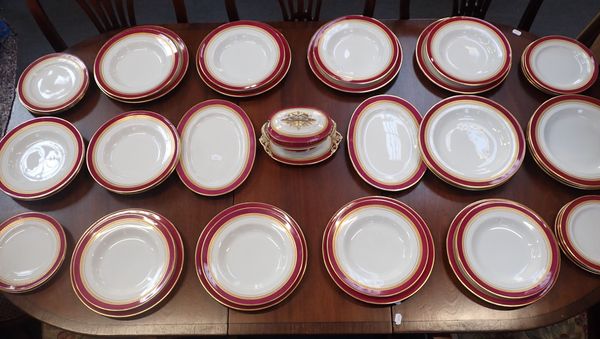 A VICTORIAN PART DINNER SERVICE