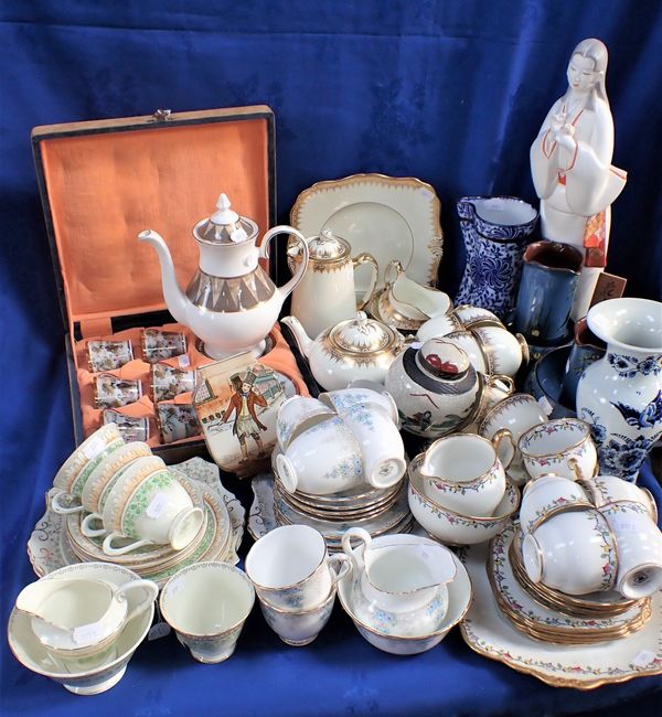 AN R.H. & S.L. PLANT 'TUSCAN' TEASET, WITH GILT DECORATION, OTHER 'TUSCAN' WARE