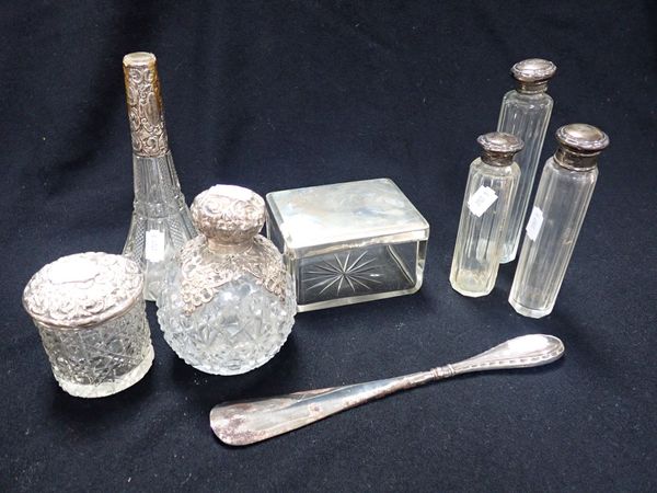 A COLLECTION OF SILVER MOUNTED DRESSING TABLE ITEMS