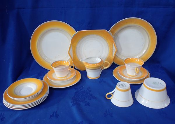 A QUANTITY OF SHELLEY HARMONY WARE