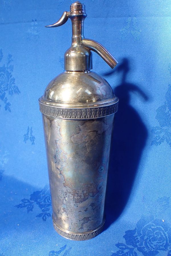 A CHRISTOFLE STYLE SILVER PLATED SODA SYPHON