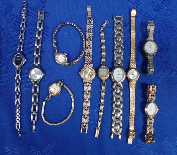 A COLLECTION OF LADIES' WRISTWATCHES