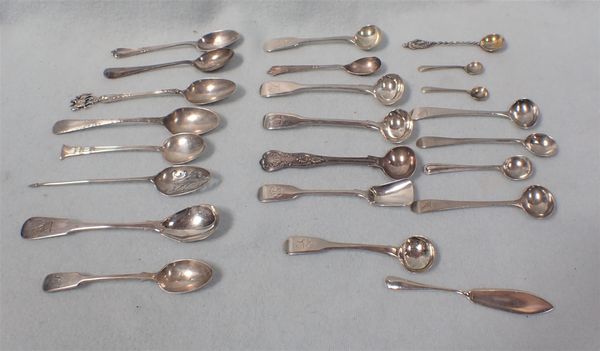 A COLLECTION OF SILVER SALT AND TEA SPOONS