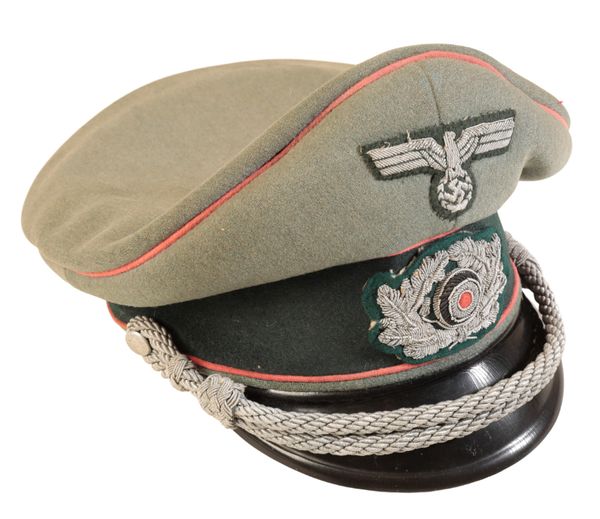 A WWII GERMAN NAZI PANZER OFFICERS PEAK CAP
