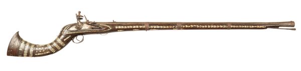 A NORTH AFRICAN SNAPHUANCE FLINTLOCK  MUSKET