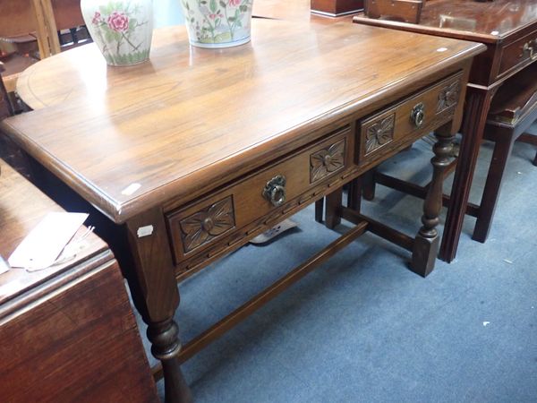 A REPRODUCTION OAK SIDE TABLE