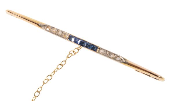 A SAPPHIRE AND DIAMOND BAR BROOCH