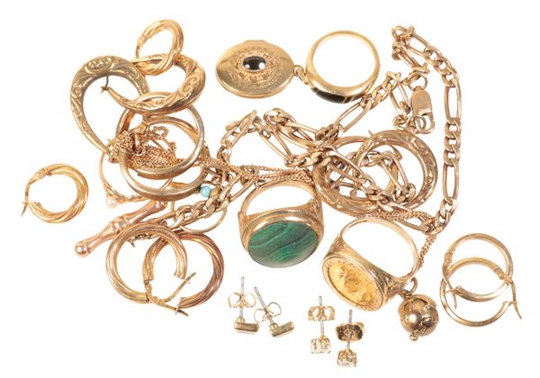 A COLLECTION OF GOLD AND YELLOW METAL JEWELLERY