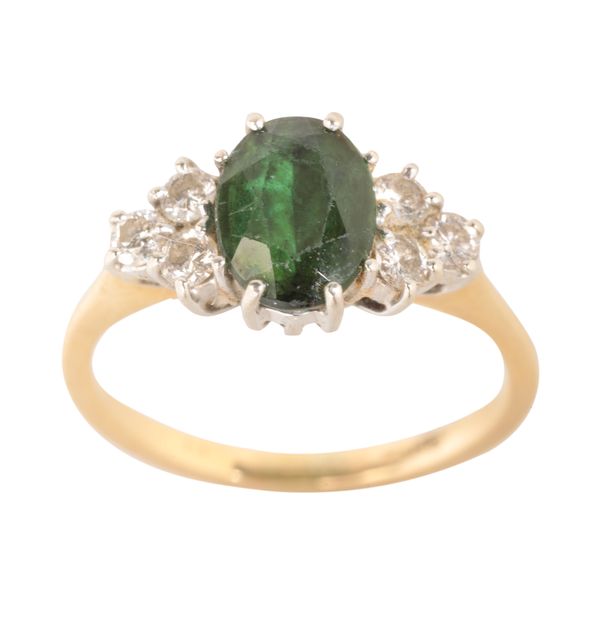 A DIAMOND AND  TOURMALINE CLUSTER RING