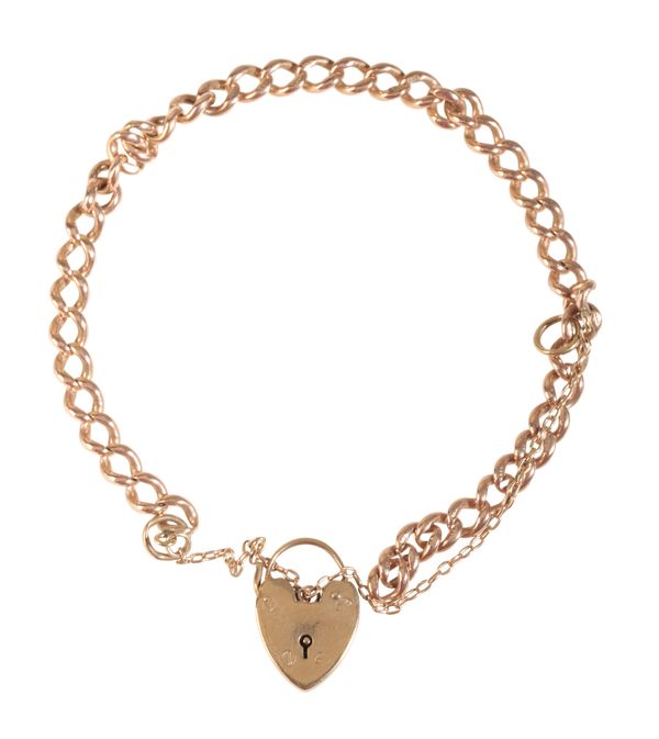 A 9CT GOLD CHAIN LINK BRACELET