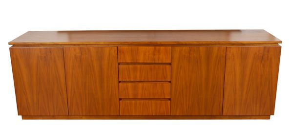 A CONTEMPORARY WALNUT SIDEBOARD BY RIVA 1920