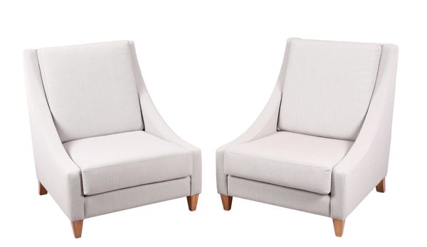 A PAIR OF CONTEMPORARY ARMCHAIRS