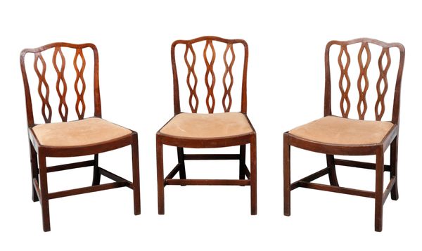 A SET OF SIX GEORGE III MAHOGANY DINING CHAIRS