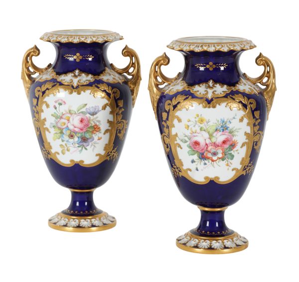 A PAIR OF 1930S ROYAL CROWN DERBY BONE CHINA TWO HANDLED VASES