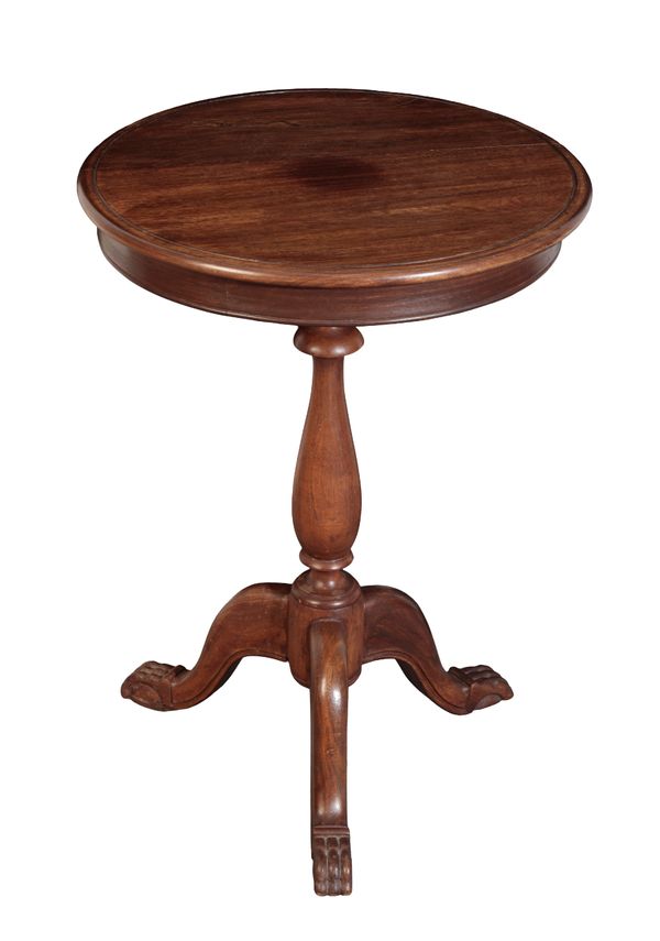 A MAHOGANY TRIPOD TABLE