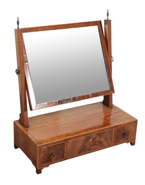 A GEORGE III FIGURED MAHOGANY TOILET MIRROR