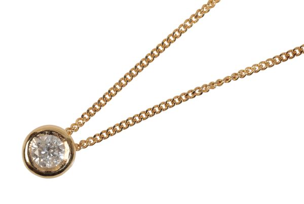 A DIAMOND SOLITAIRE NECKLACE