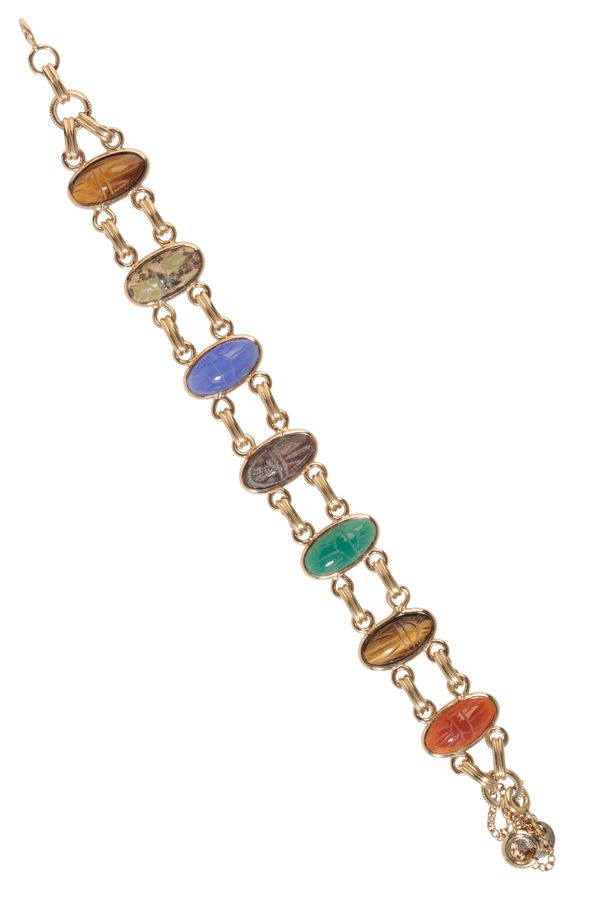 A MULTICOLOURED STONE BRACELET