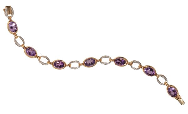 AN AMETHYST AND DIAMOND BRACELET