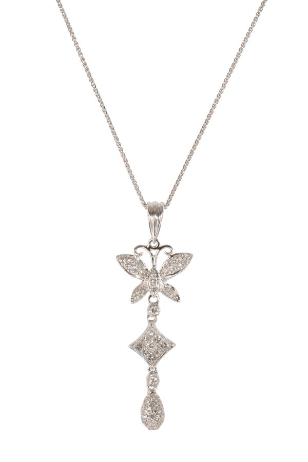 A DIAMOND PENDANT NECKLACE