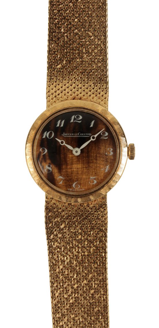 JAEGER-LECOULTRE: A LADY'S 18CT GOLD BRACELET WATCH