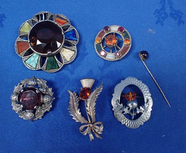 FIVE SCOTTISH BROOCHES SET WITH STONES