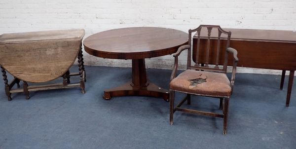 A WILLIAM IV ROSEWOOD BREAKFAST TABLE