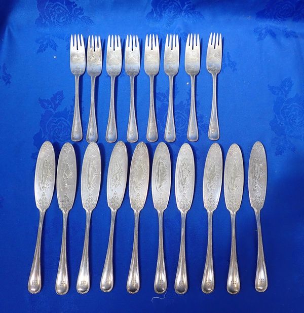 A COLLECTION OF SILVER-PLATED FISH EATERS