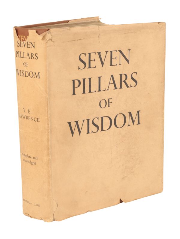 LAWRENCE, T.E: SEVEN PILLARS OF WISDOM